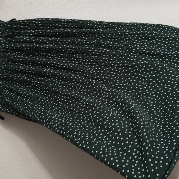 Green polka dot skirt - Picture 4 of 12